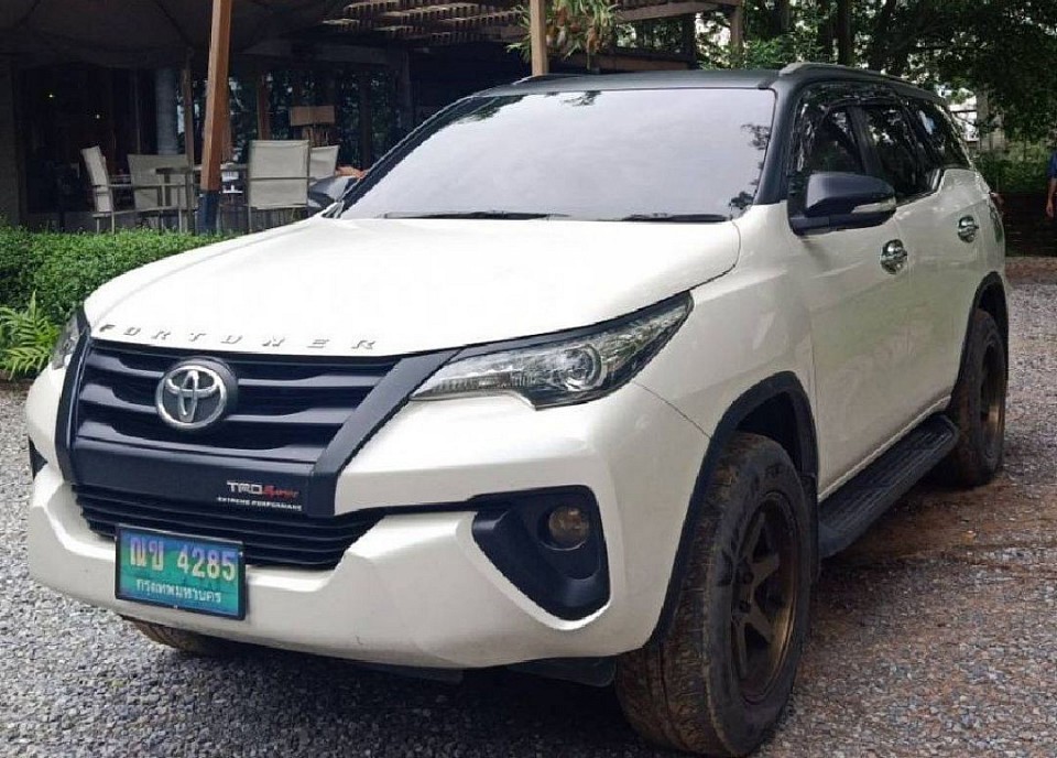 รถ SUV all new fortuner พร้อมคนขับ