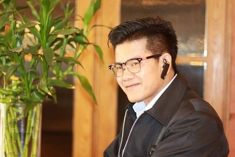 รหัส : PG.01 ประธานทีมงาน PG (OWNER) ผู้จัดทำเว็บไซต์ ชื่อ : นายสุรนาท ขันธโสธร  ชื่อเล่น : jobs Thailand เบอร์โทรติดต่อ 084-281-6633 , +รับผิดชอบเบอร์ส่วนกลาง 085-484-6007