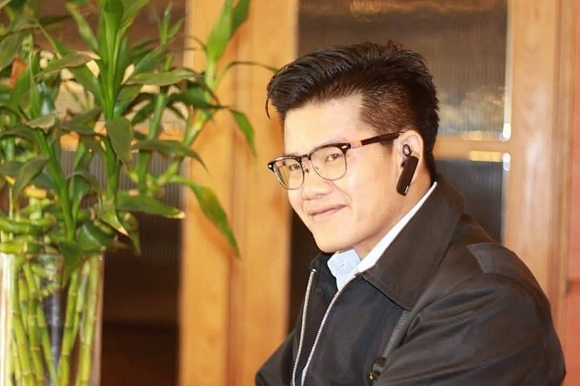 รหัส : PG.01 ประธานทีมงาน PG (OWNER) ผู้จัดทำเว็บไซต์ ชื่อ : นายสุรนาท ขันธโสธร  ชื่อเล่น : jobs Thailand เบอร์โทรติดต่อ 084-281-6633 , +รับผิดชอบเบอร์ส่วนกลาง 085-484-6007